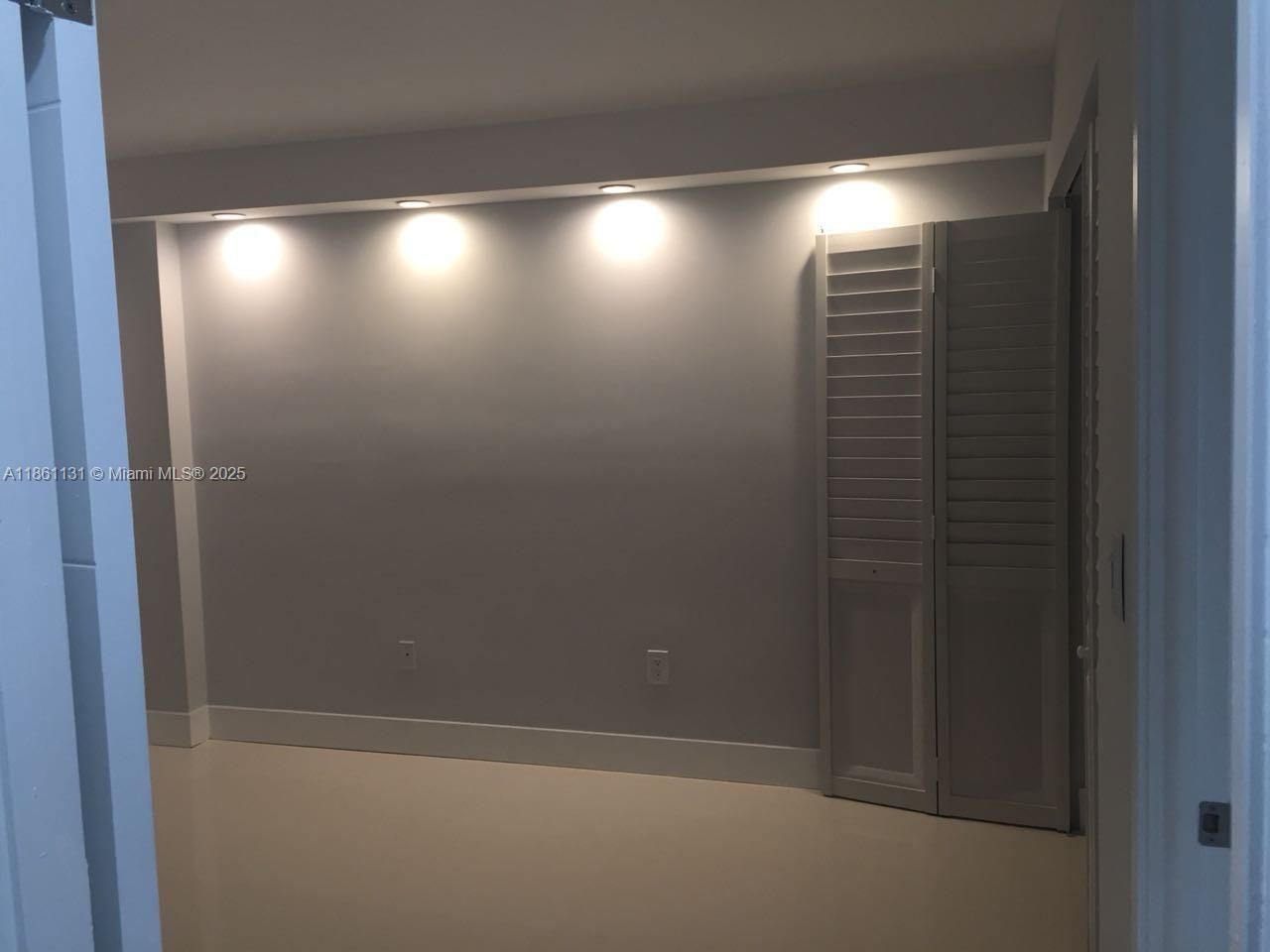 210 174th St, Unit 1003, Sunny Isles Beach, FL 33160 Photo