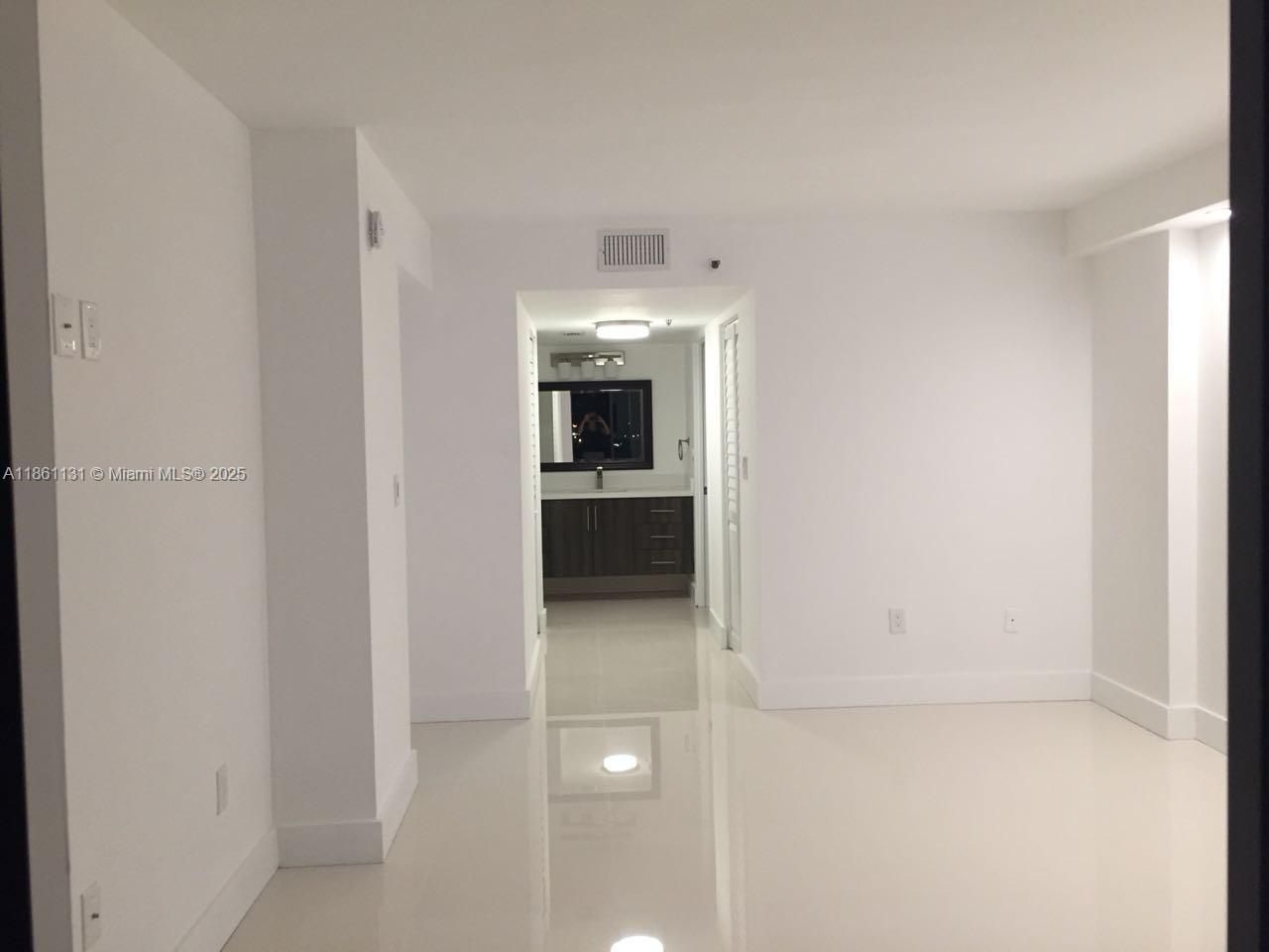 210 174th St, Unit 1003, Sunny Isles Beach, FL 33160 Photo