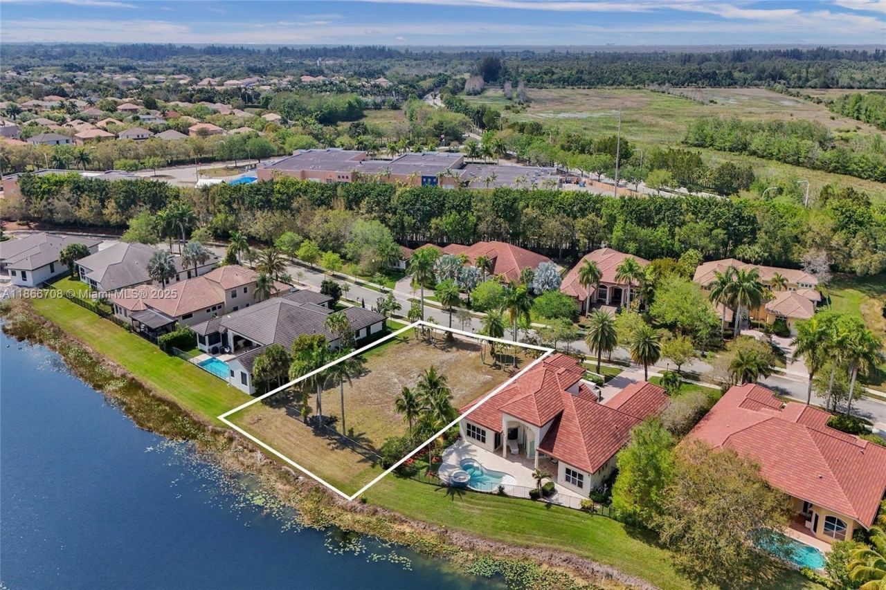 19068 Park Ridge St, Weston, FL 33332 Photo