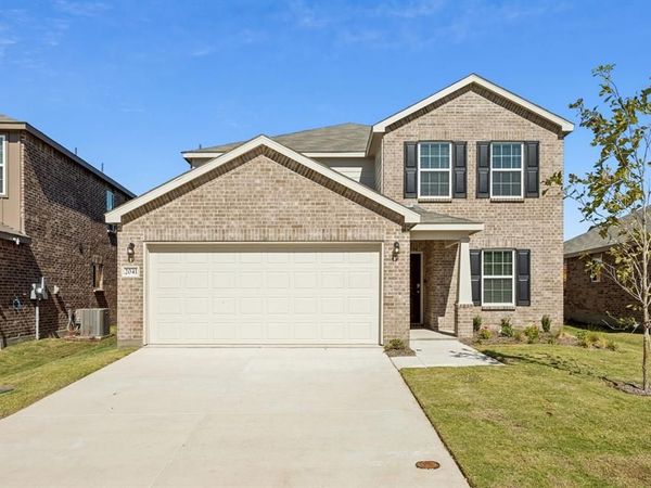 2041 Pleasant Knoll Circle, Forney, TX 75126