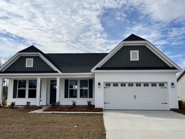 137 River Birch Dr., Loris, SC 29569