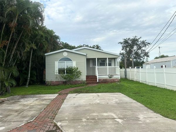 1613 WOODLAWN AVENUE, PUNTA GORDA, FL 33950