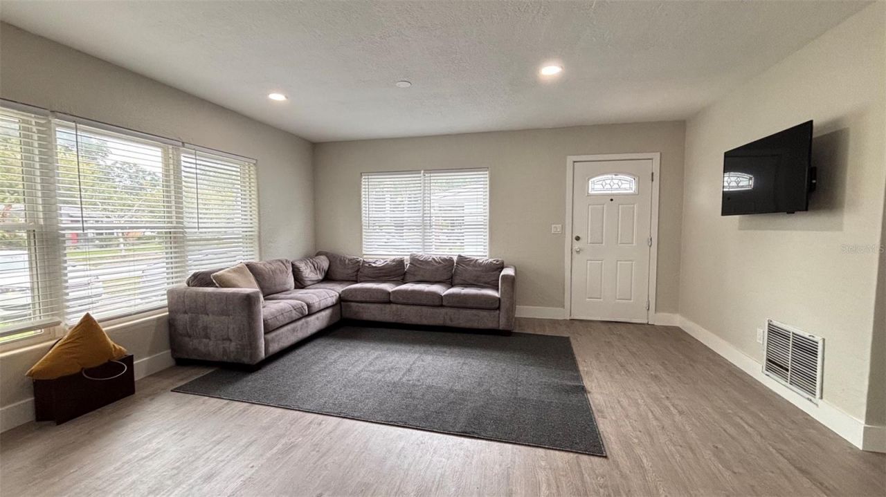 2816 Hargill Drive, Orlando, FL 32806 Photo