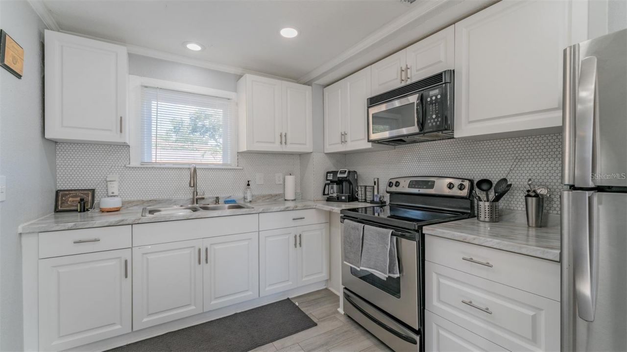 1668 28th Avenue N, Saint Petersburg, FL 33713 Photo