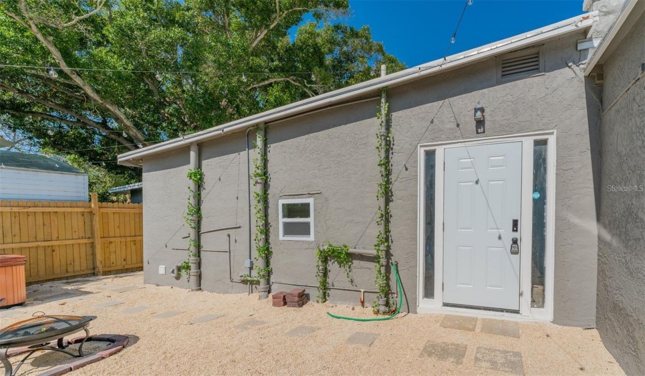 1668 28th Avenue N, Saint Petersburg, FL 33713 Photo