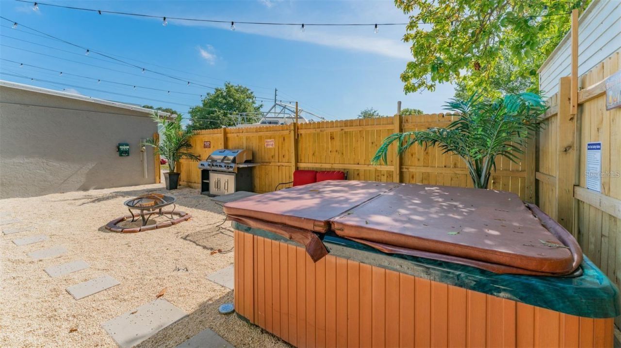 1668 28th Avenue N, Saint Petersburg, FL 33713 Photo