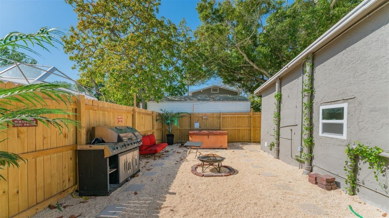1668 28th Avenue N, Saint Petersburg, FL 33713 Photo