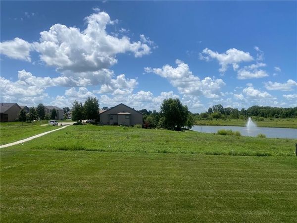 18681 W 193rd Street, Spring Hill, KS 66083