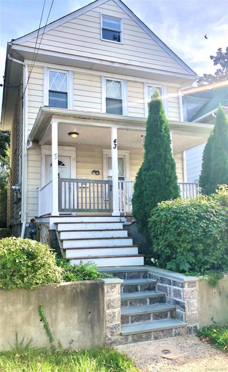 43 Treno Street, New Rochelle, NY 10801 Main Photo