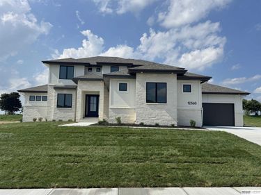 12360 Carpenter Street, Papillion, NE 68036