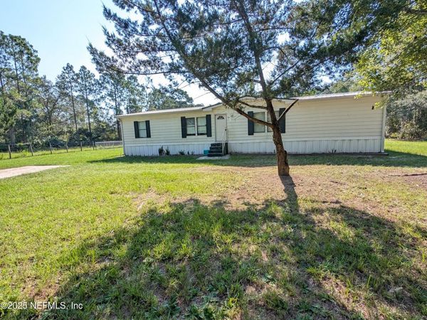 120 BARRACUDA Drive, Palatka, FL 32177