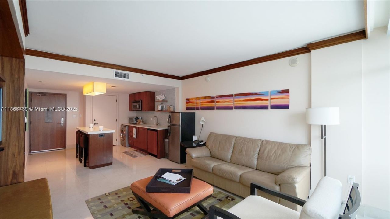 6801 Collins Ave, Unit 710, Miami Beach, FL 33141 Photo