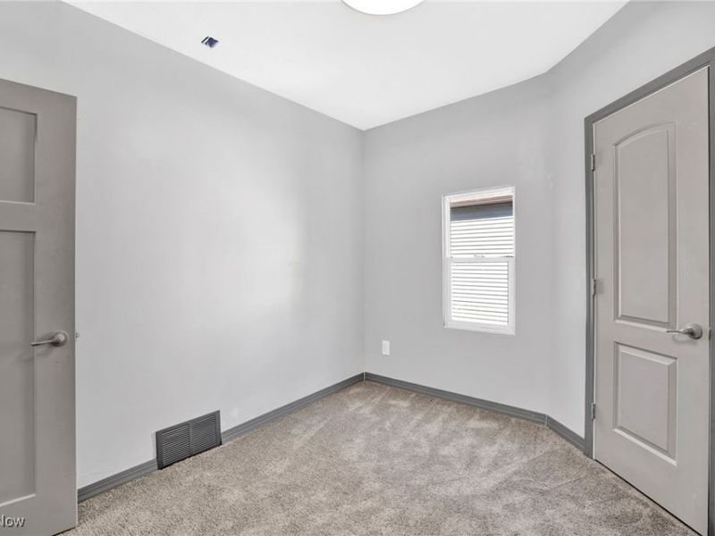 121 Lake Street, Akron, OH 44301 Photo 19