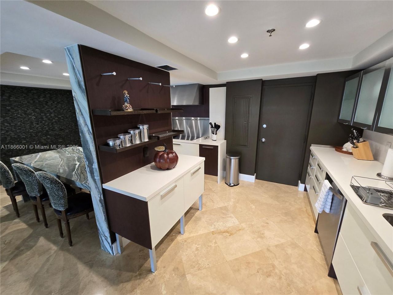 11113 Biscayne Blvd, Unit 854, Miami, FL 33181 Photo