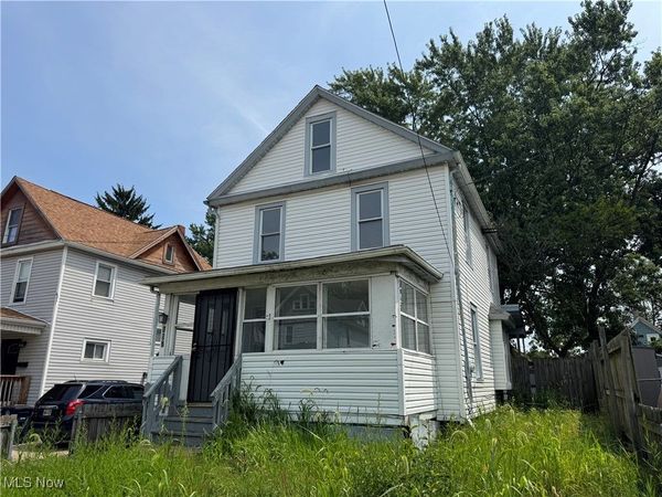 157 Henry Street, Akron, OH 44305