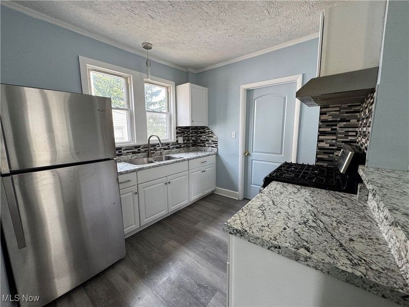 157 Henry Street, Akron, OH 44305 Photo 14