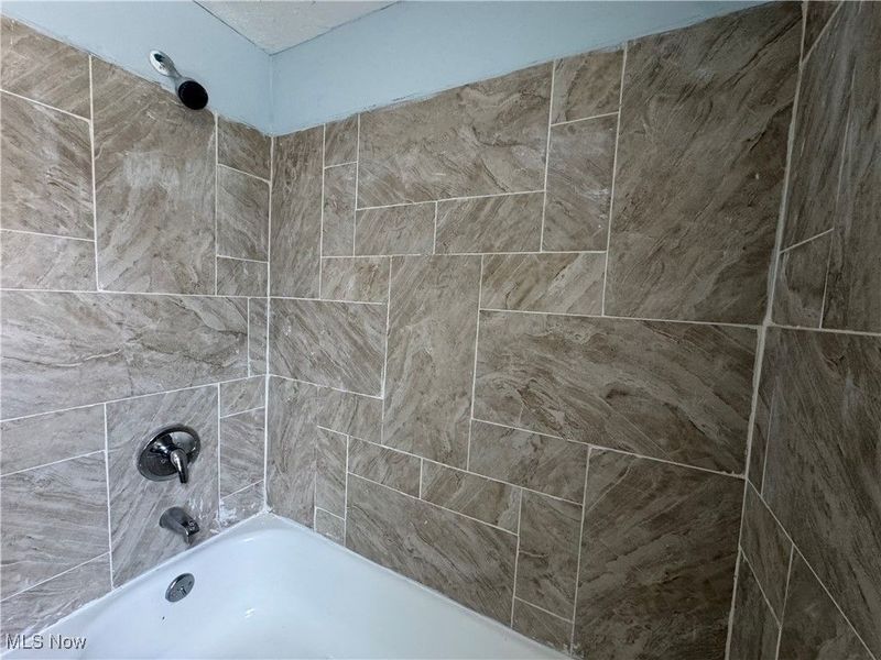 157 Henry Street, Akron, OH 44305 Photo 32