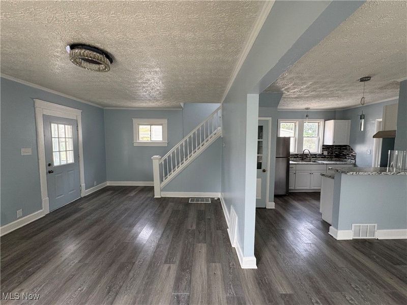 157 Henry Street, Akron, OH 44305 Photo 7