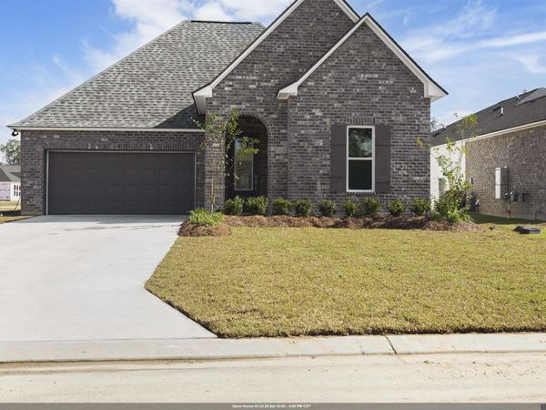 10688 Deric Ave, Denham Springs, LA 70726
