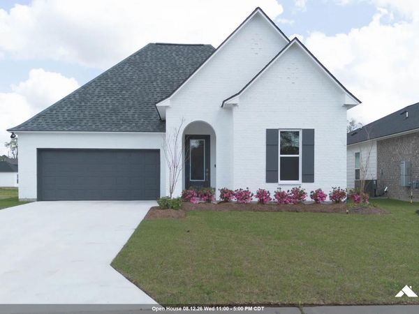 10688 Deric Ave, Denham Springs, LA 70726