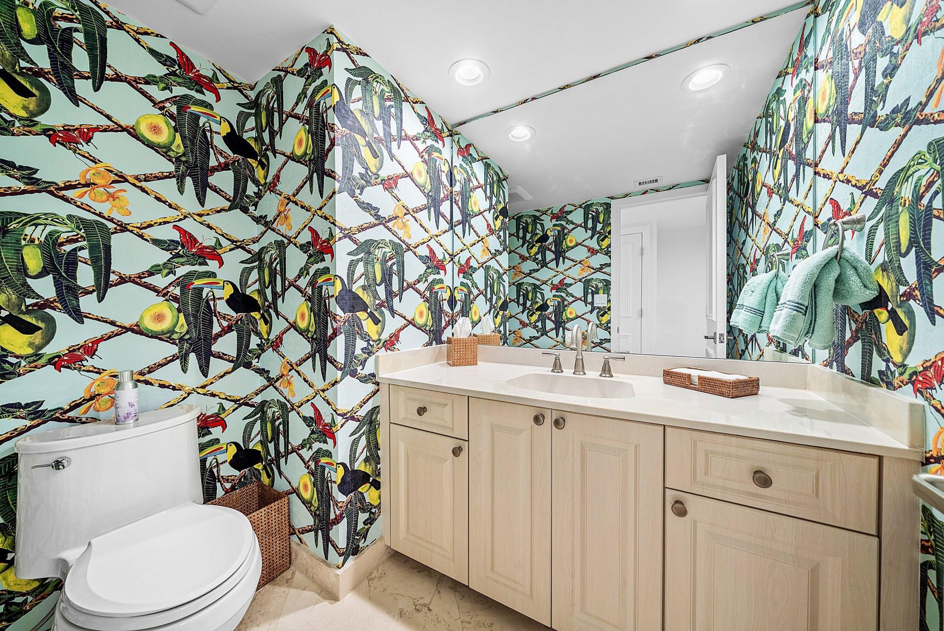 3300 S Ocean Boulevard, Unit 505 S, Palm Beach, FL 33480 Photo