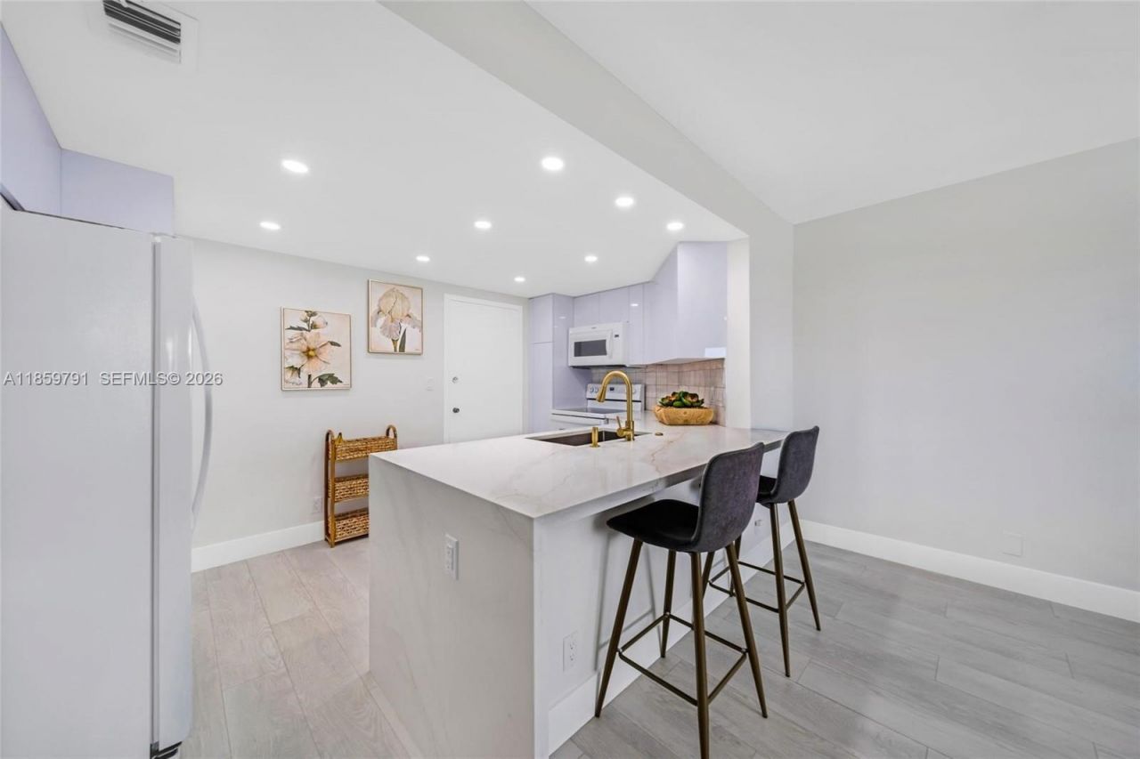 2100 S Ocean Dr, Unit 5B, Fort Lauderdale, FL 33316 Photo
