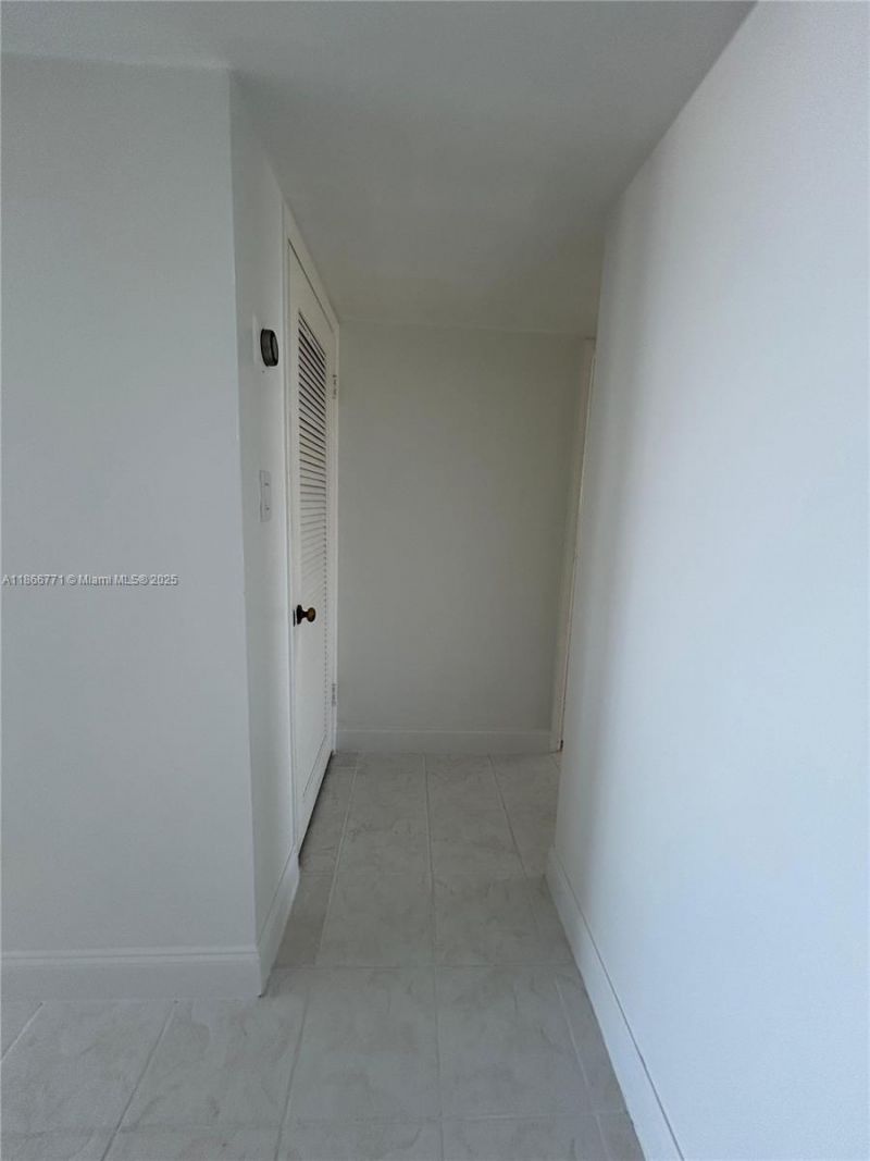 18021 Biscayne Blvd, Unit 901, Aventura, FL 33160 Photo