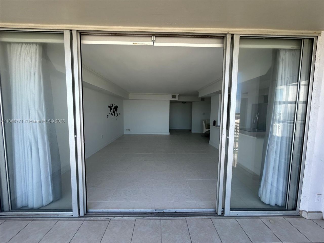 18021 Biscayne Blvd, Unit 901, Aventura, FL 33160 Photo