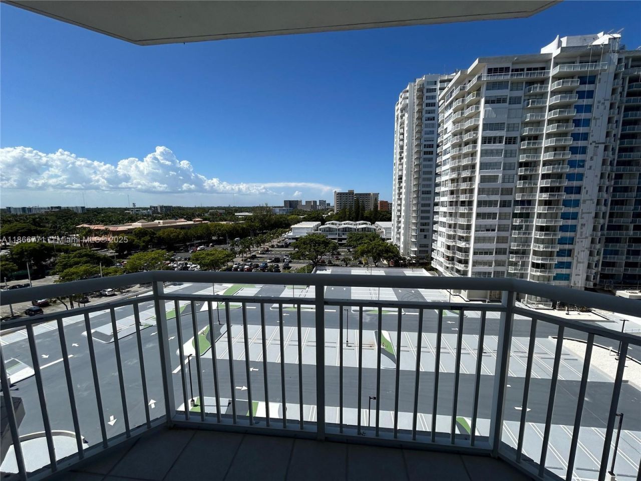18021 Biscayne Blvd, Unit 901, Aventura, FL 33160 Photo