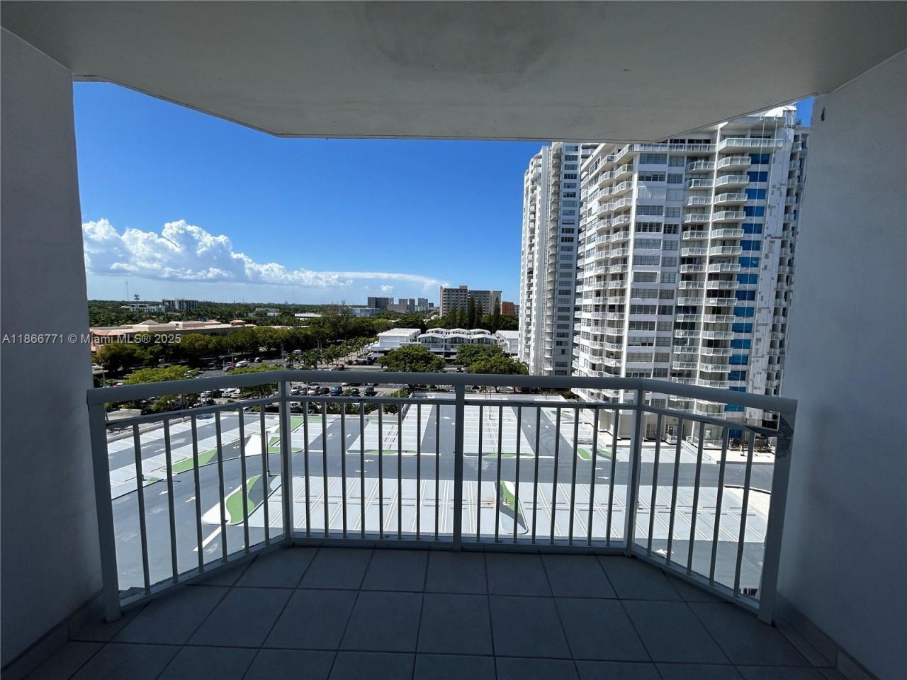 18021 Biscayne Blvd, Unit 901, Aventura, FL 33160 Photo