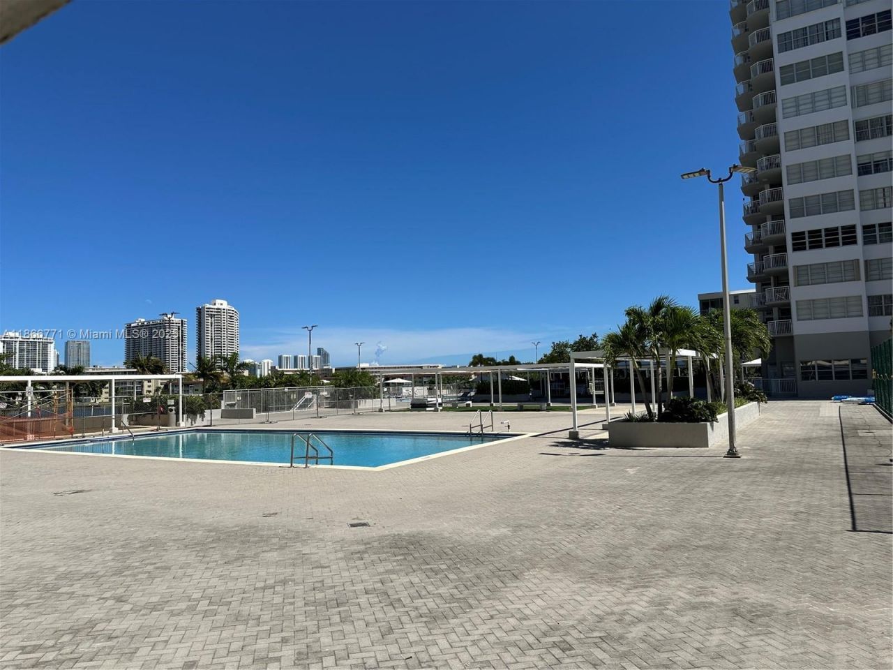 18021 Biscayne Blvd, Unit 901, Aventura, FL 33160 Photo