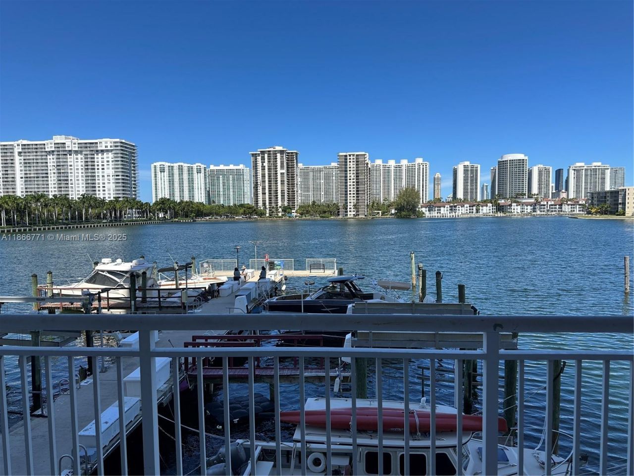 18021 Biscayne Blvd, Unit 901, Aventura, FL 33160 Photo