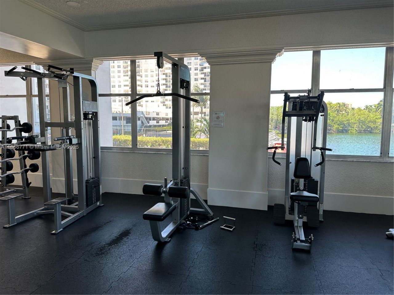 18021 Biscayne Blvd, Unit 901, Aventura, FL 33160 Photo
