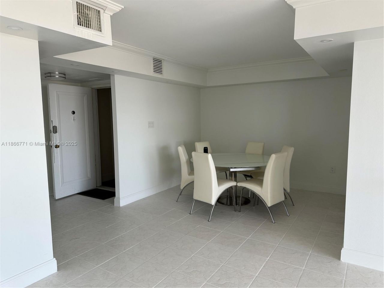 18021 Biscayne Blvd, Unit 901, Aventura, FL 33160 Photo