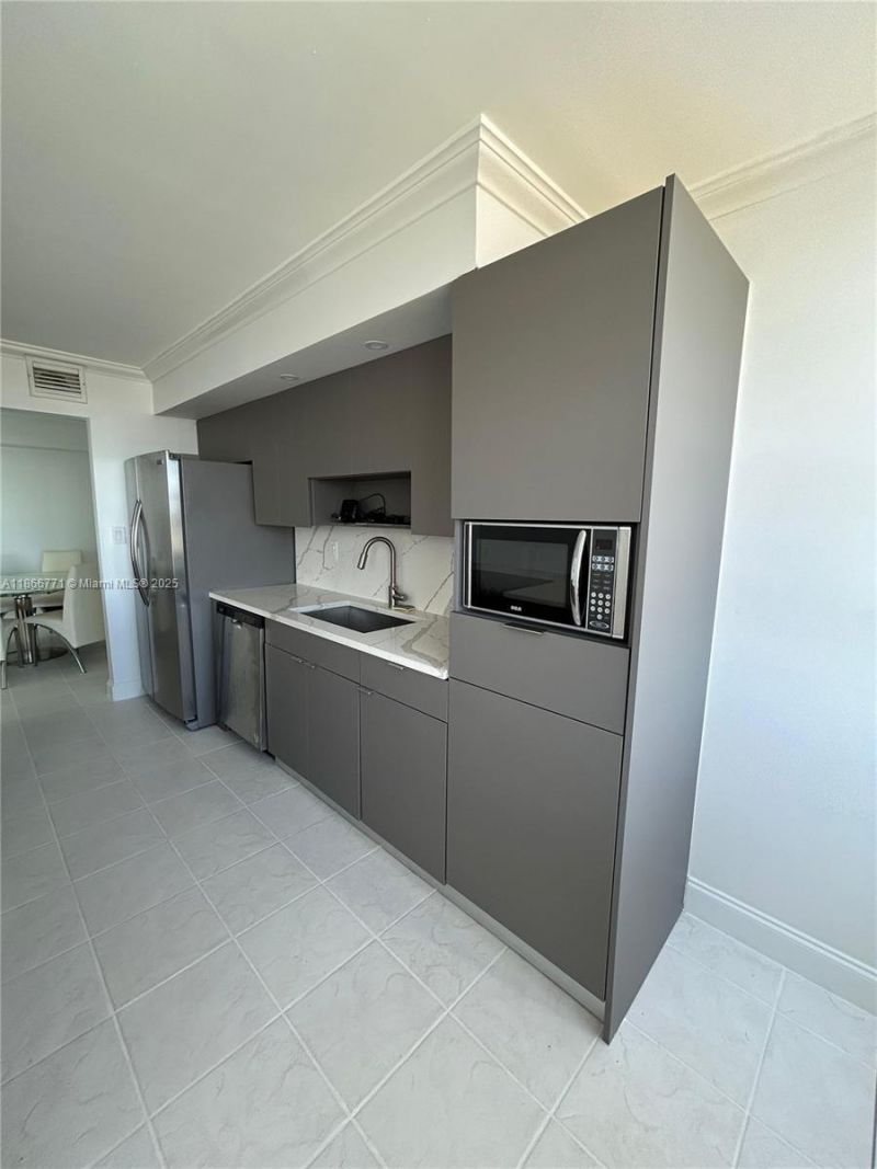 18021 Biscayne Blvd, Unit 901, Aventura, FL 33160 Photo