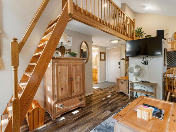 56856 Enterprise Drive, Unit # D3, Sunriver, OR 97707