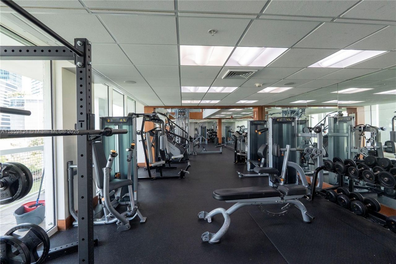 31 SE 5th St, Unit 2610, Miami, FL 33131 Photo