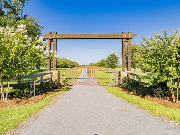 8728 Zippers Trail, Fairhope, AL 36532