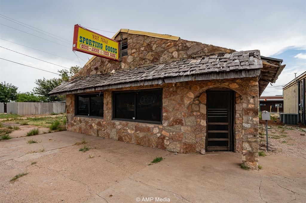 1027 17th Street, Anson, TX 79501 Main Photo