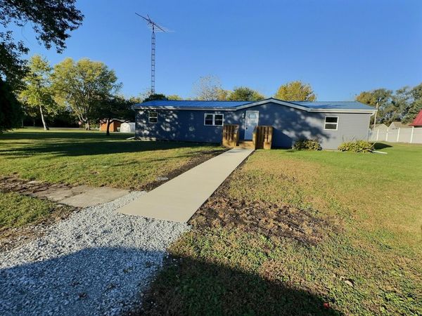 306 S Chestnut Street, Earl Park, IN 47942