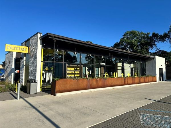 2222 West 11 Mile Road Road, Berkley, MI 48072