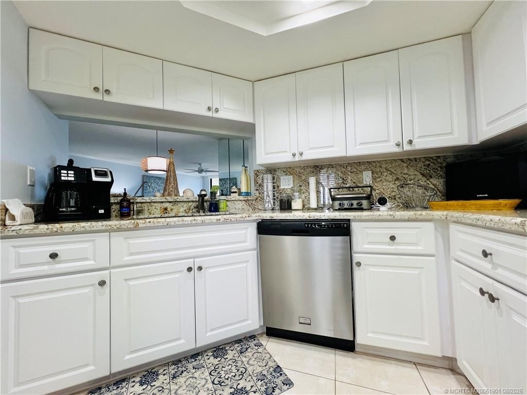9500 S Ocean Drive, Unit 809, Jensen Beach, FL 34957 Photo