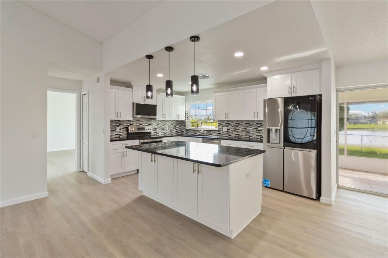 371 Buttonwood Drive, Kissimmee, FL 34743 Photo