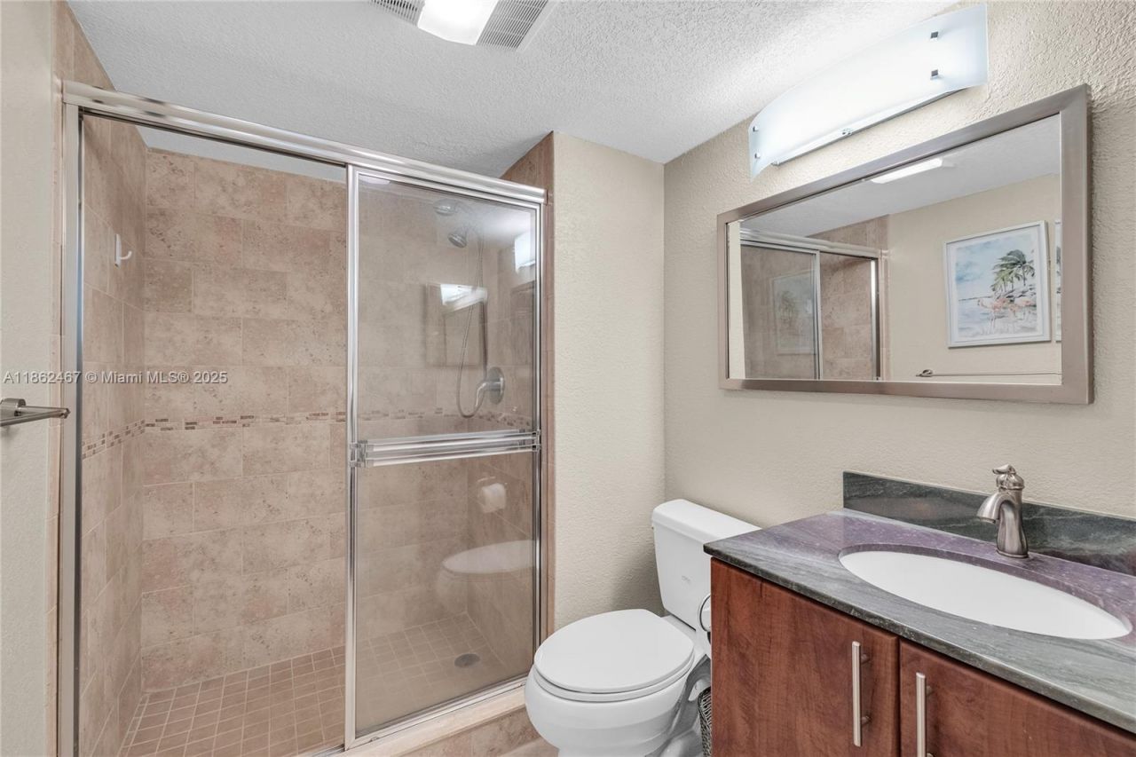 9320 S Hollybrook Lake Dr, Unit 203, Pembroke Pines, FL 33025 Photo