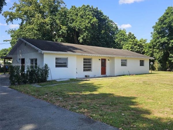19230 SW 216TH ST, Miami, FL 33170