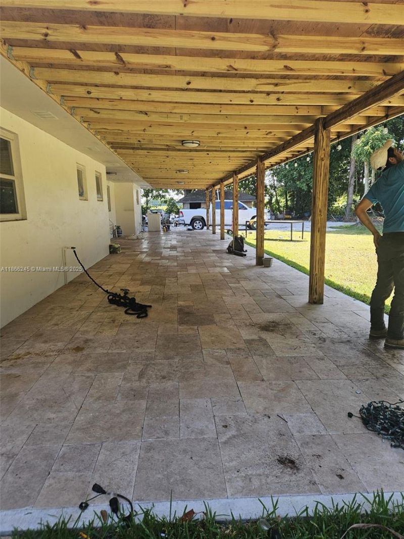 19230 SW 216th St, Miami, FL 33170 Photo