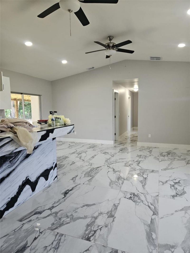 19230 SW 216th St, Miami, FL 33170 Photo