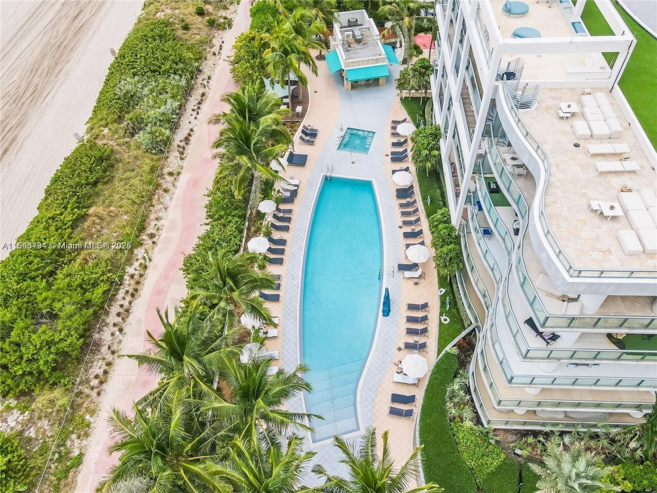 6801 Collins Ave, Unit 818, Miami Beach, FL 33141 Photo