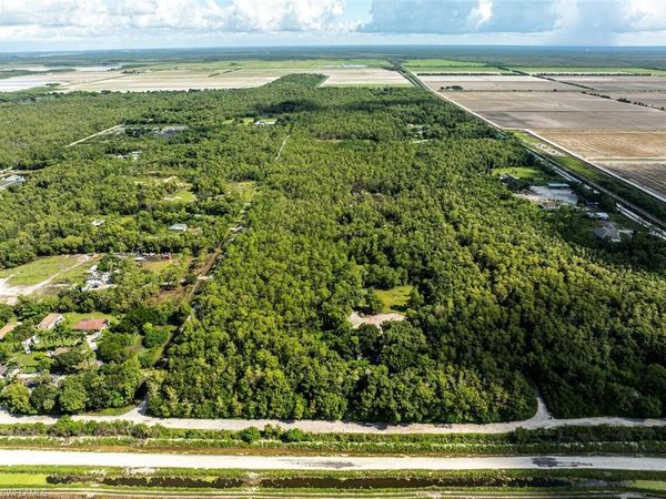 325 SUNNYGROVE AVE, NAPLES, FL 34114