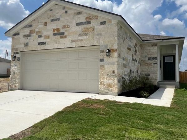738 Whitman Street, New Braunfels, TX 78130